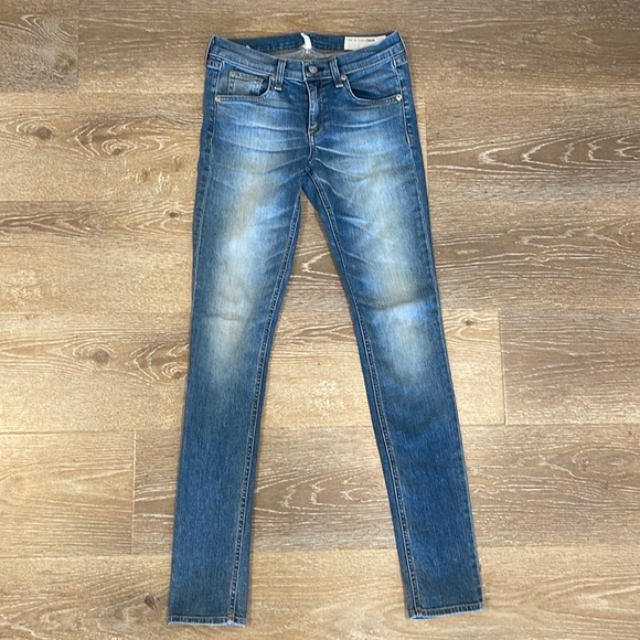 Rag and Bone Low-Rise Skinny Jeans (Size 26) - Picture 1 of 6